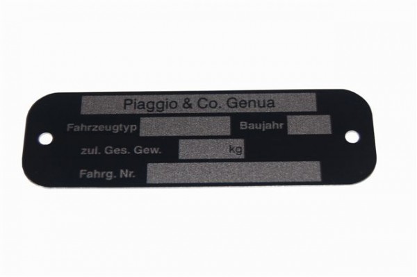 Typenschild "Piaggio Co. Genua" mit Fahrzeugtyp/Baujahr