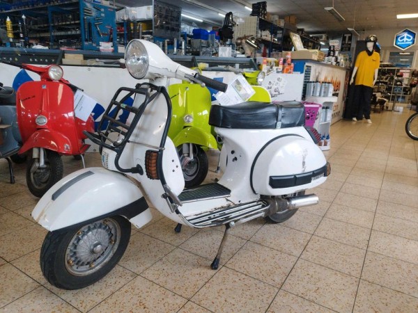 Vespa PX 80 umgebaut auf 166ccm alles eingetragen mit TÜV