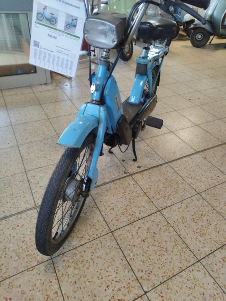 piaggio ciao px im helblauem originallack motor läuft